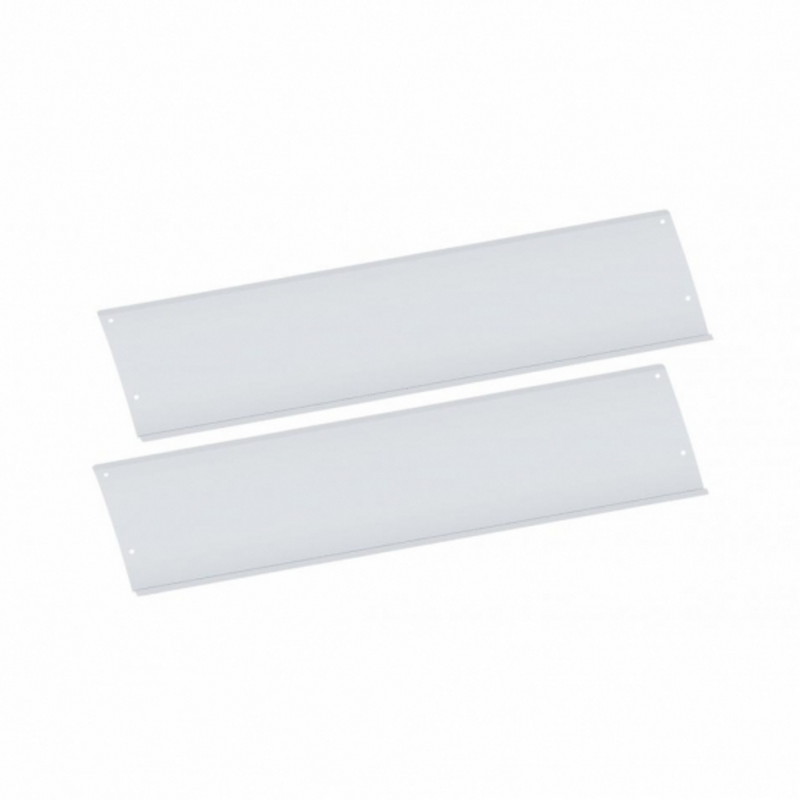 United Pacific Polished Stainless Steel Lower Front Step Kick Plates For 2003-05 Volvo VN Series 29062