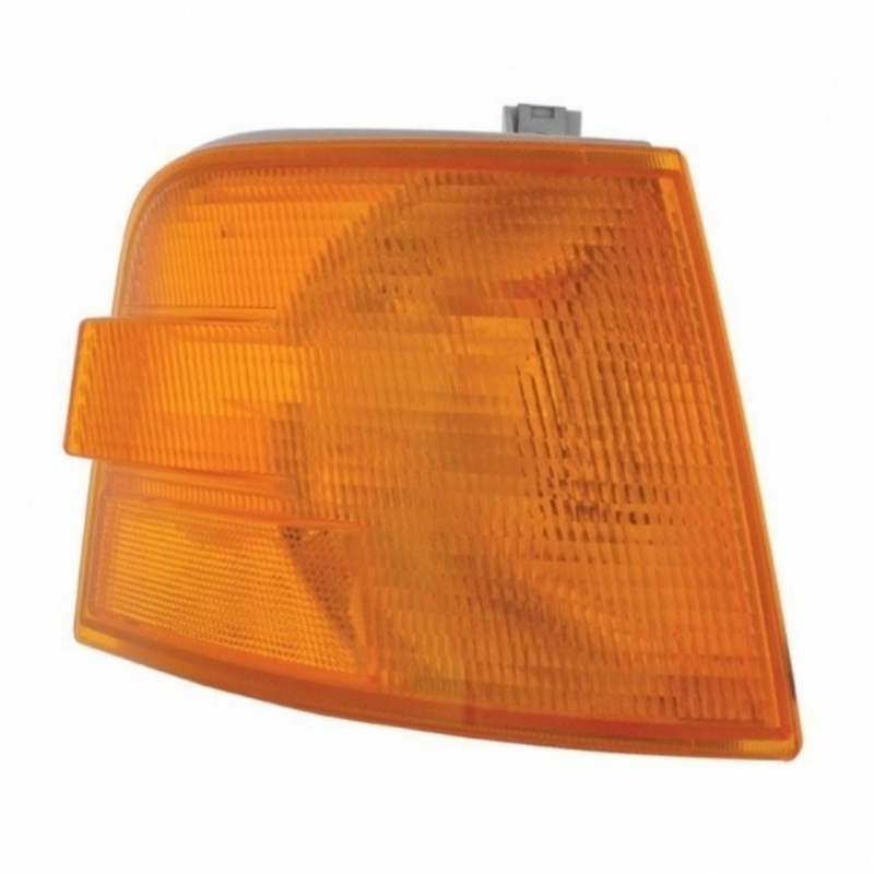 United Pacific Turn Signal Light For 1996-2003 Volvo VN Series Passenger 31302