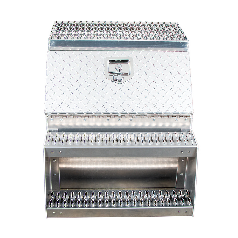 United Pacific 24"L X 25"W X 28"H Aluminum Step Saddle Box 50202