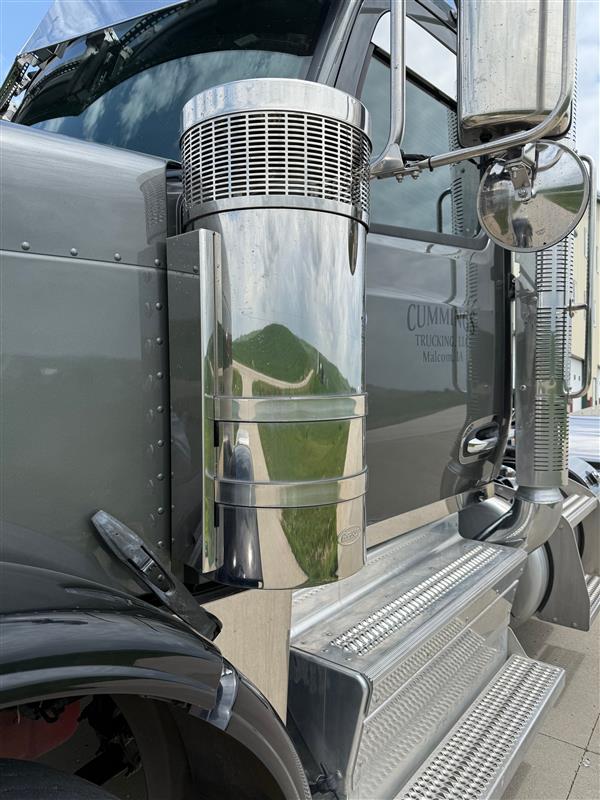 Iowa Customs Peterbilt 589 Air Breather Panel - Strap Design - Front IC167040