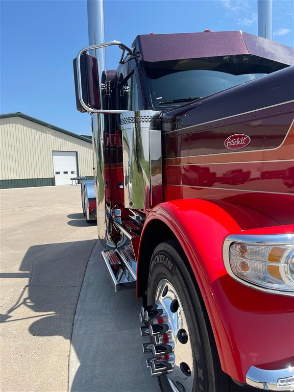 Iowa Customs Peterbilt 589 Air Breather Panel - Strapless Design - Front Side IC16706