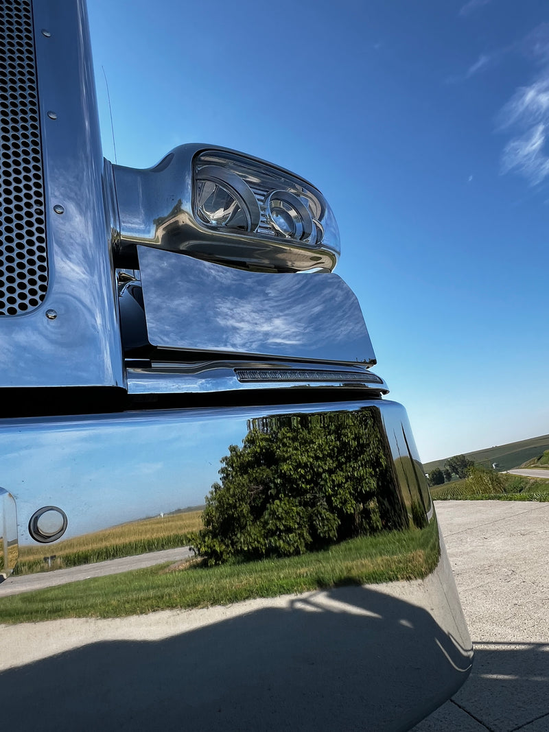 Iowa Customs Peterbilt 589 Fender Guards IC164017
