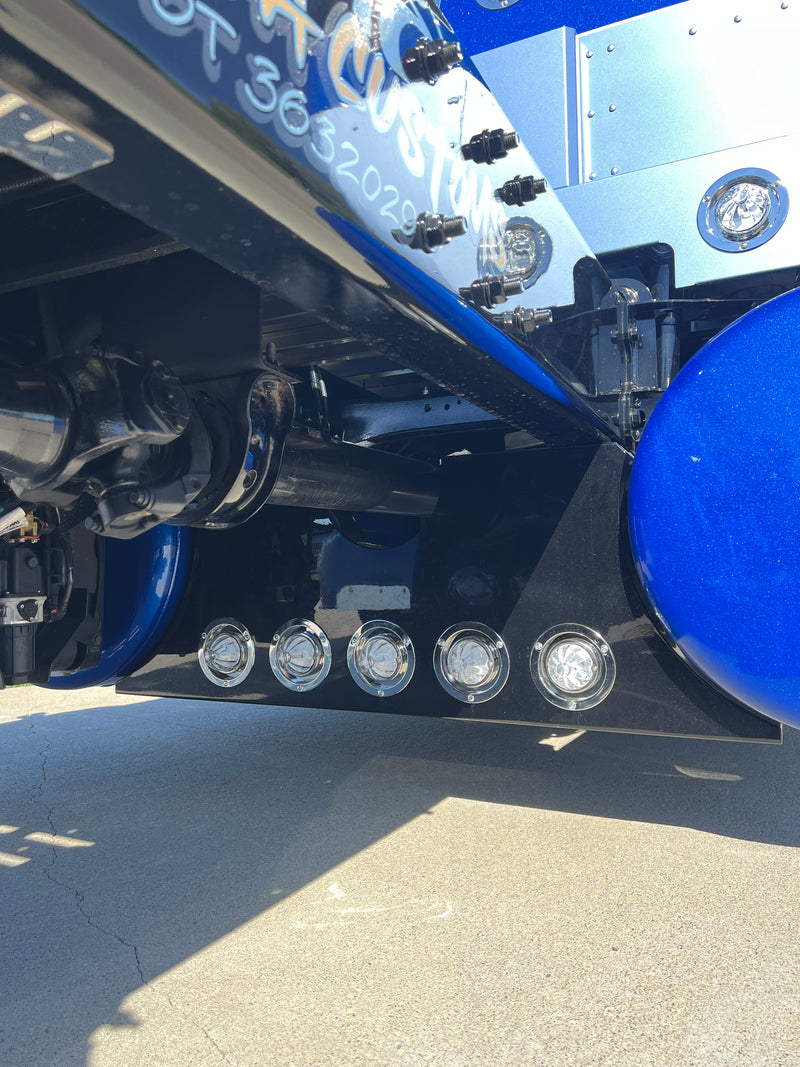 Iowa Customs Fuel Tank I-Panel IC983080