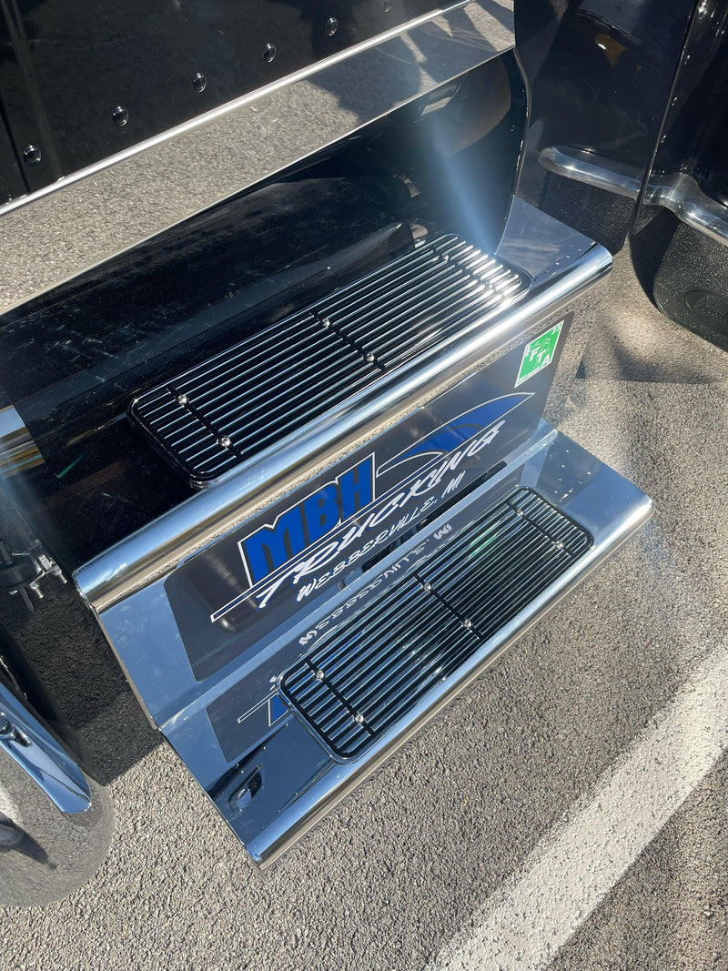 Iowa Customs Step Plate - Series 2 Design IC997021