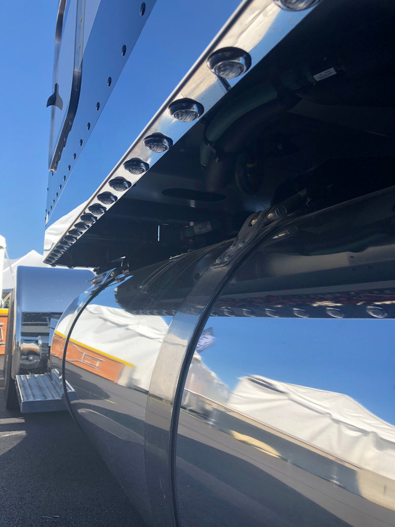 Iowa Customs Peterbilt Sleeper Panels - Full Wrap - Aftermarket Exhaust - 36"/44" Sleeper - Light Kit Included IC170046L