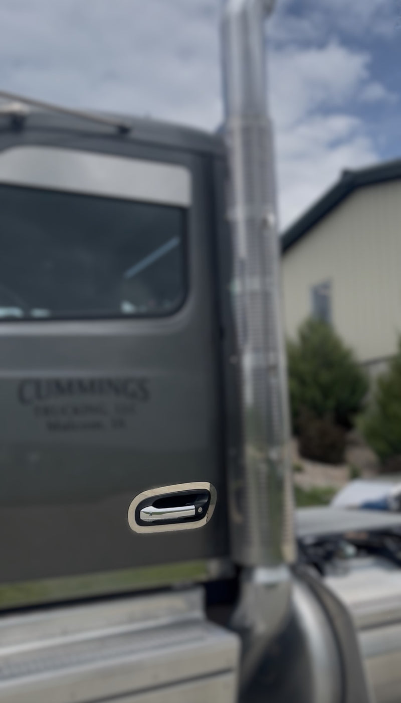 Iowa Customs Door Handle Trim - Fits Peterbilt 589 & 567 IC164030