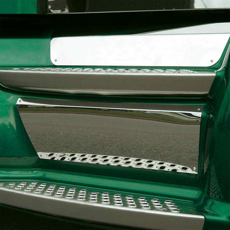 KW. T660 Front Kick Plates (2007-2017) – Lower Step