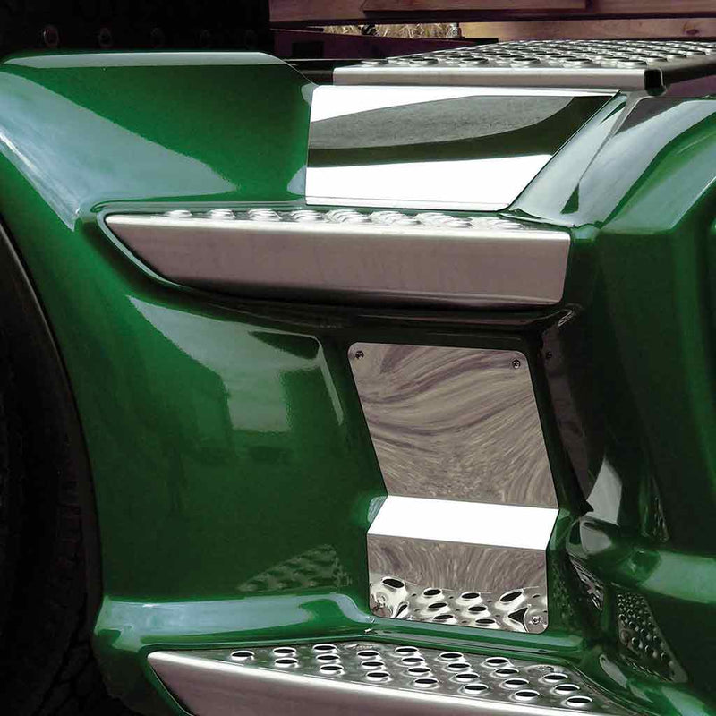 KW. T680/T660/T700 Back Step Trims (2007-2016) – Upper Panels